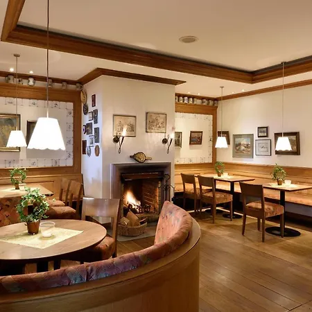 Koehlers Forsthaus Wellness & Genuss فندق آوريش